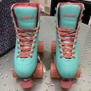Lenexa roller skates - Women's Size 7